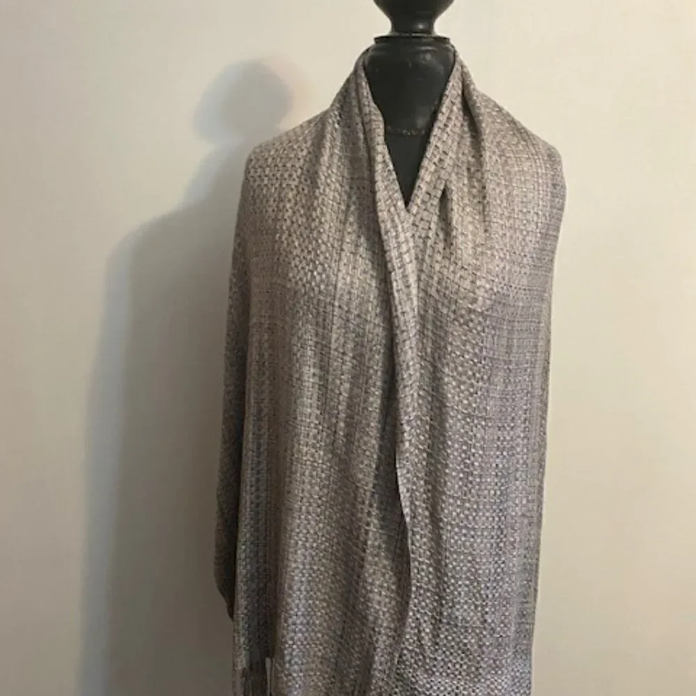 ISA & Stef Neutral Gray/Tan Woven long  scarf with fringes